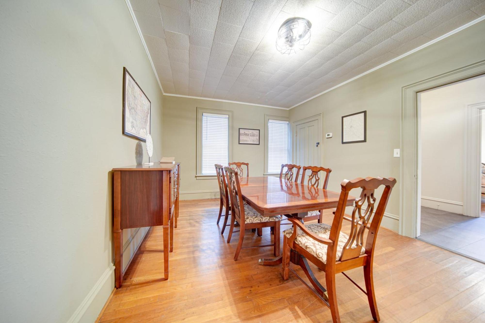 - Walk To Downtown! Apartment Meadville